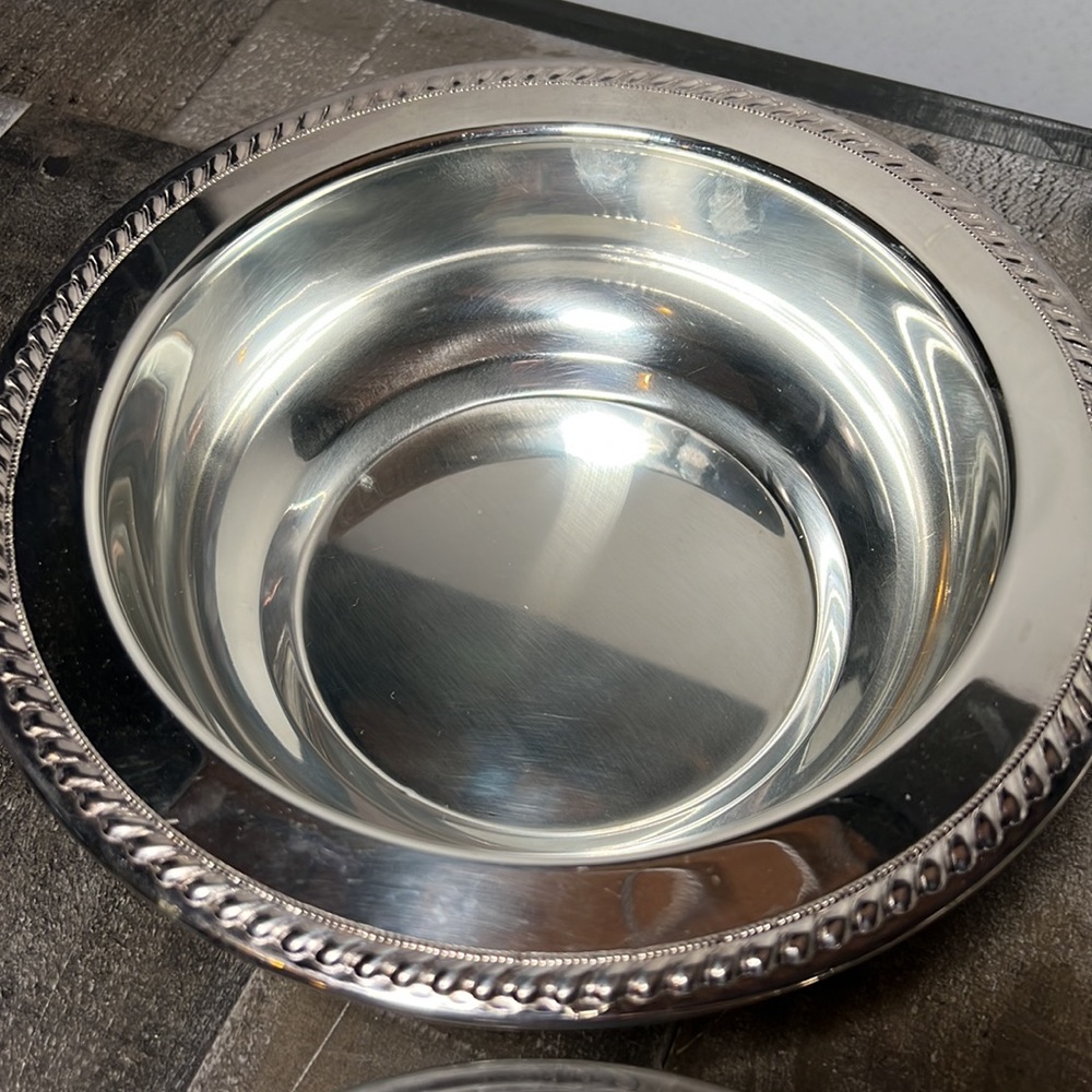 Vintage Metal Serving Dish & Lid with Fire King Glass Casserole - Picture 6 of 9